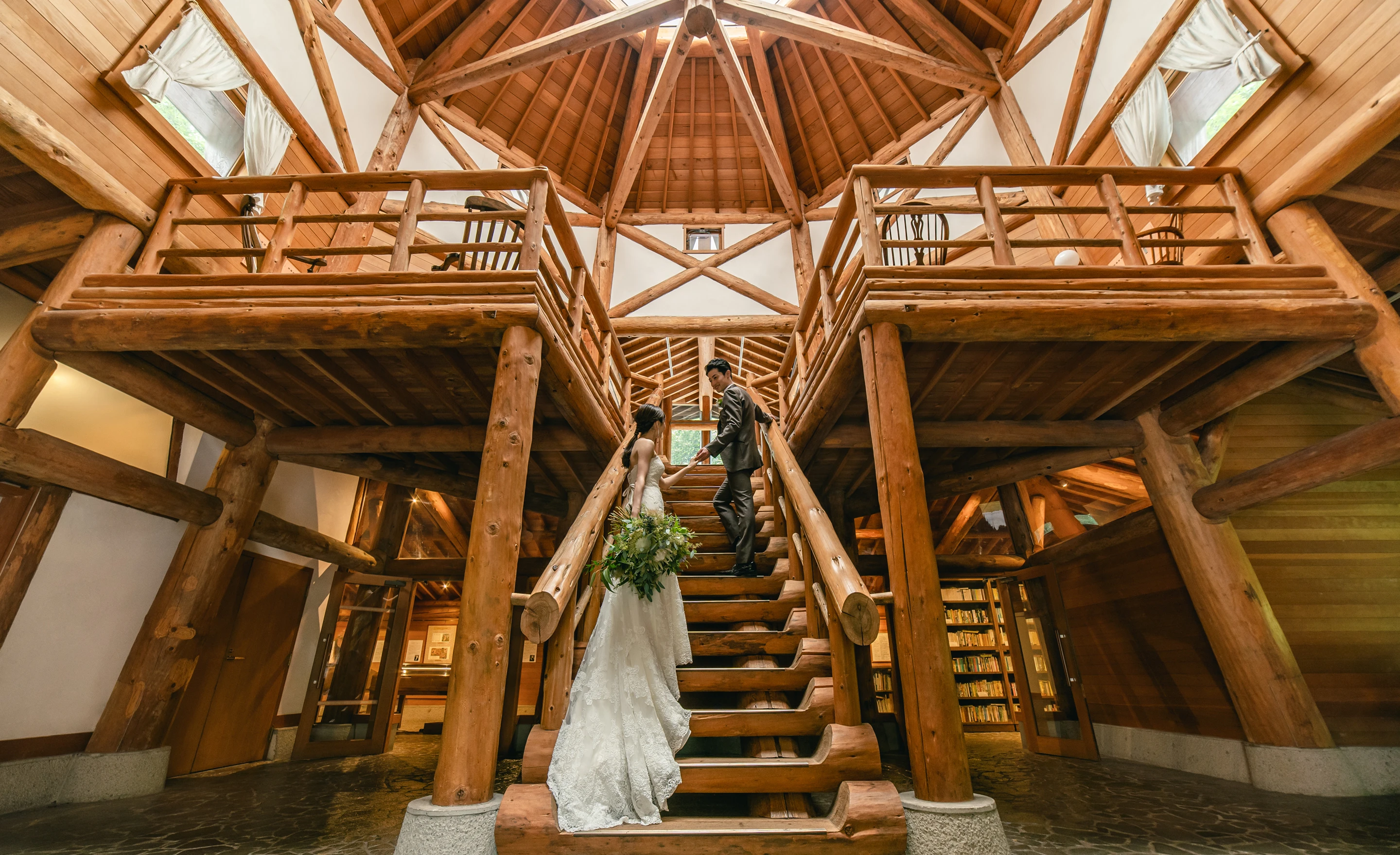 写真：軽井沢絵本の森美術館／ピクチャレスク・ガーデン